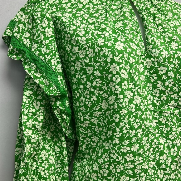 NWT Who What Wear High Keyhole Neck Floral Blouse Size Large - Picture 5 of 11